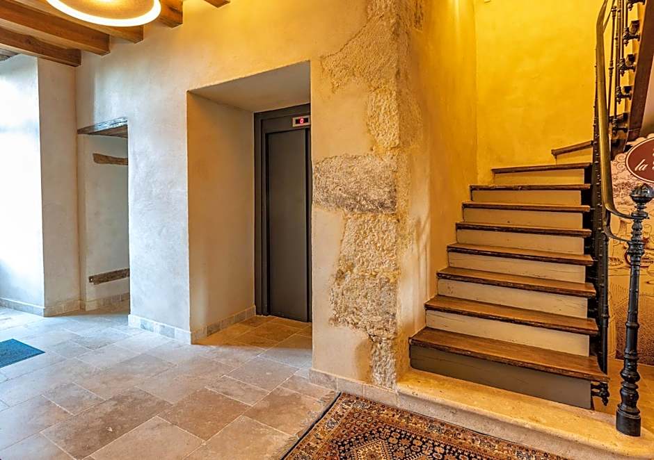 Le Castel Pierre - 7ch&7sdb avec clim, piscine XL, salle fitness et sauna pour 18 personnes