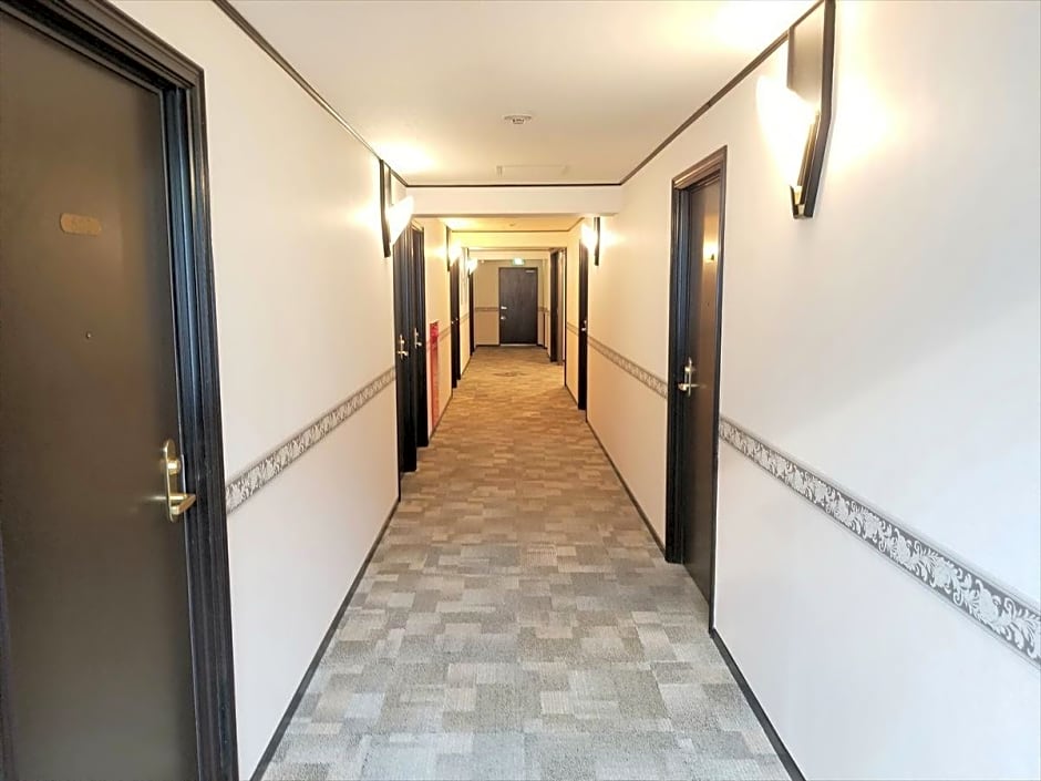 Toyoko Inn Shin-Osaka Chuo-Guchi Honkan