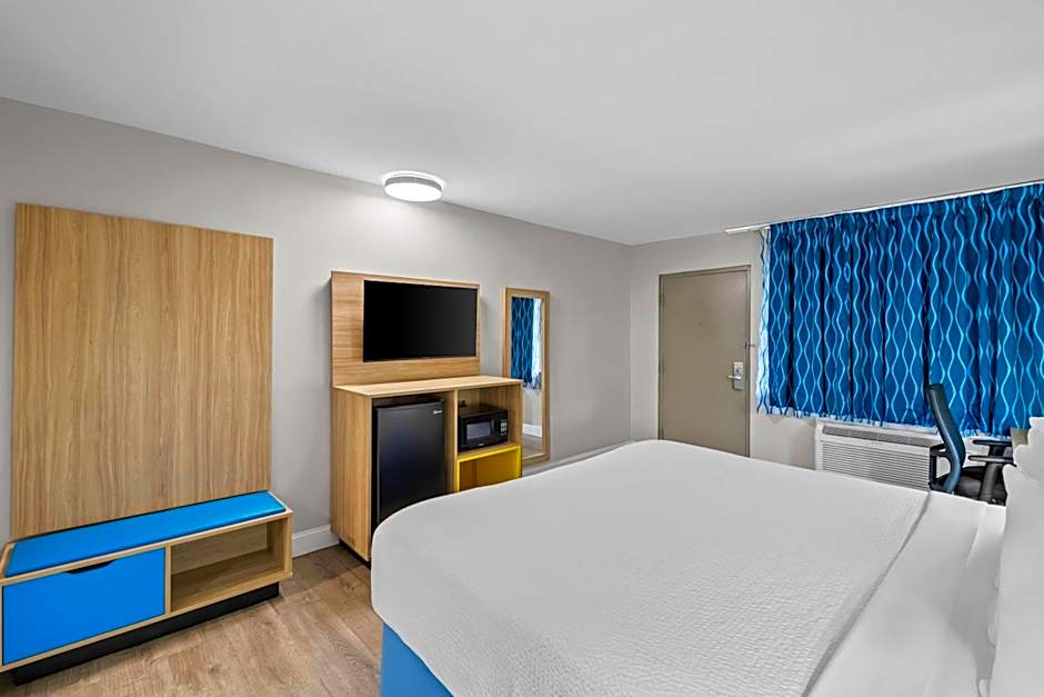 Days Inn by Wyndham Chesapeake