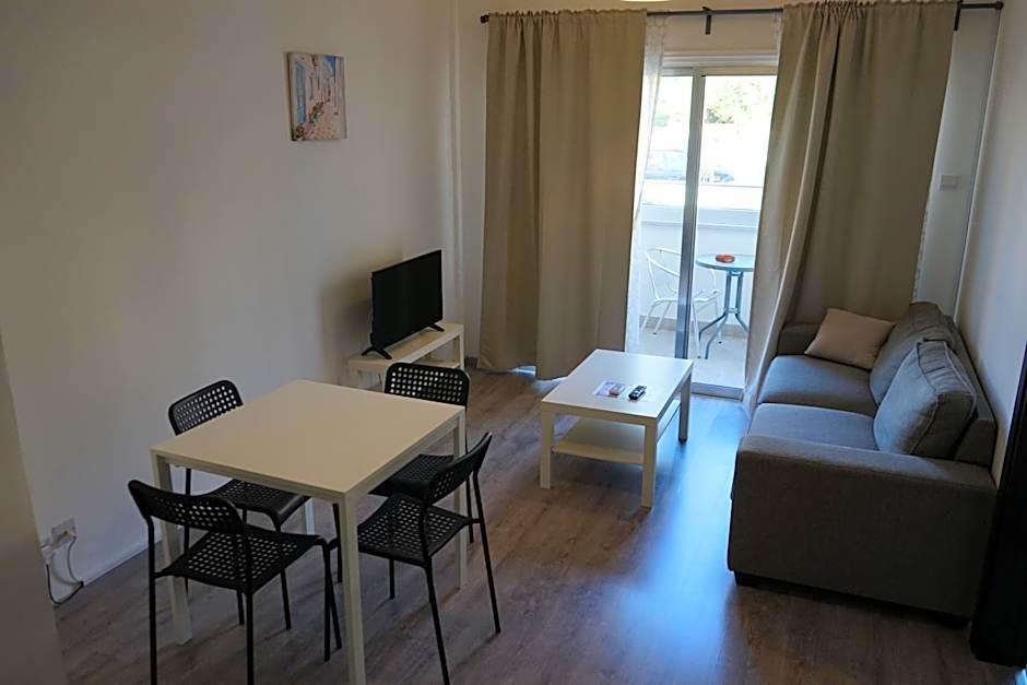 Polyxeni Hotel Apartments