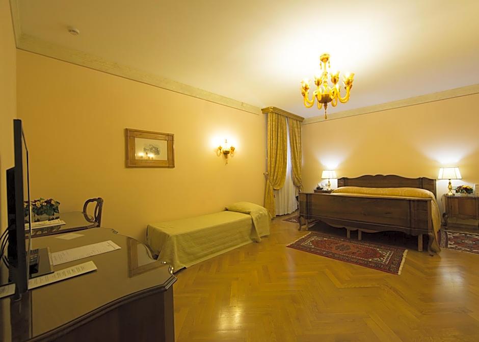 Villa Fenaroli Palace Hotel