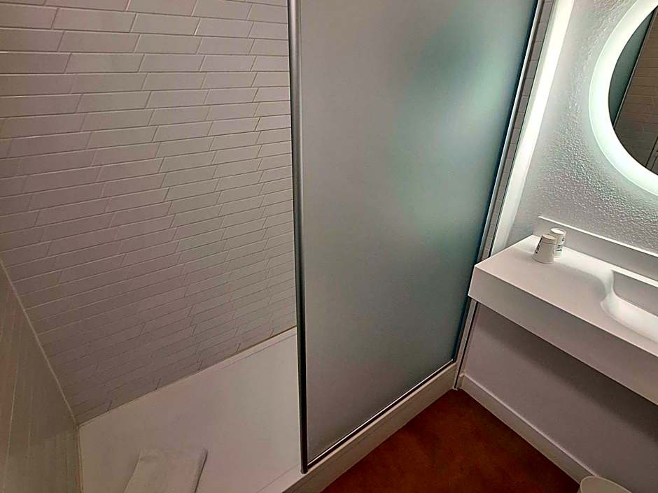 ibis Styles Toulon Centre Port