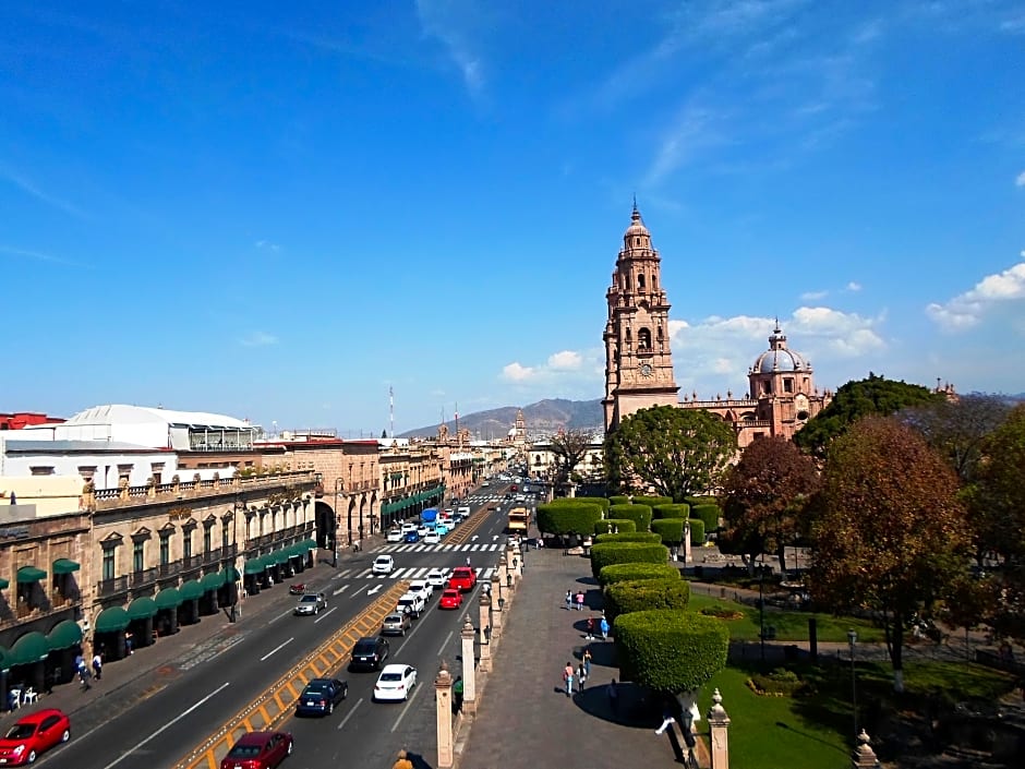 Hotel Virrey De Mendoza