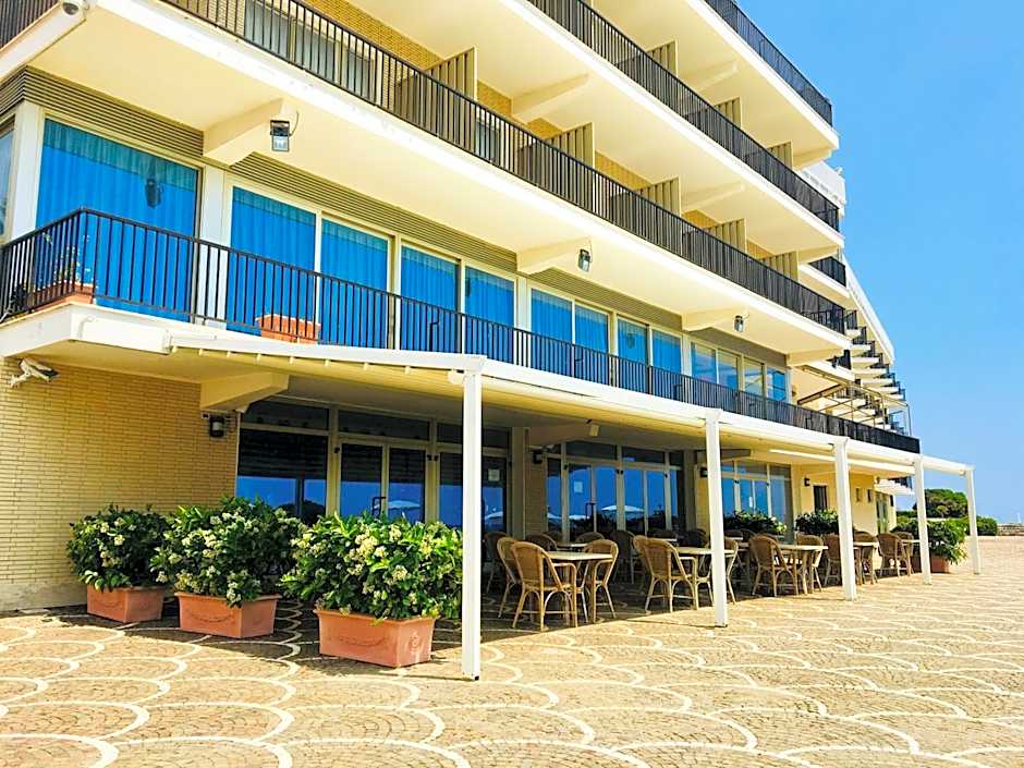 Grand Hotel L'Approdo