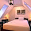 Colonial Houses, an official Colonial Williamsburg Hotel