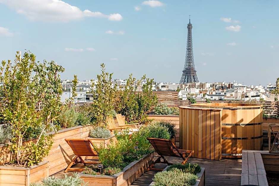Foto 1 dari 50 — Brach Paris - Evok Collection