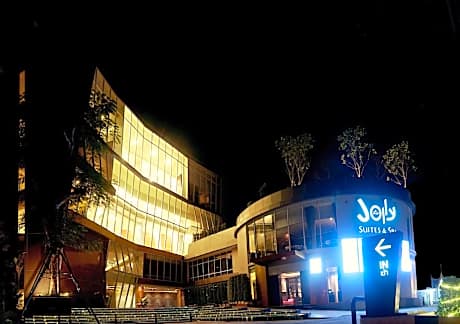 Jolly Suites&Spa Petkasem