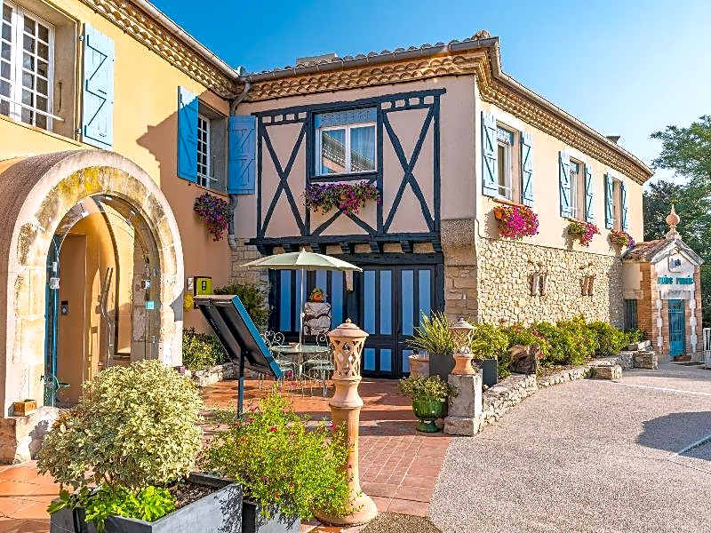 Auberge du Poids Public Logis Hotel