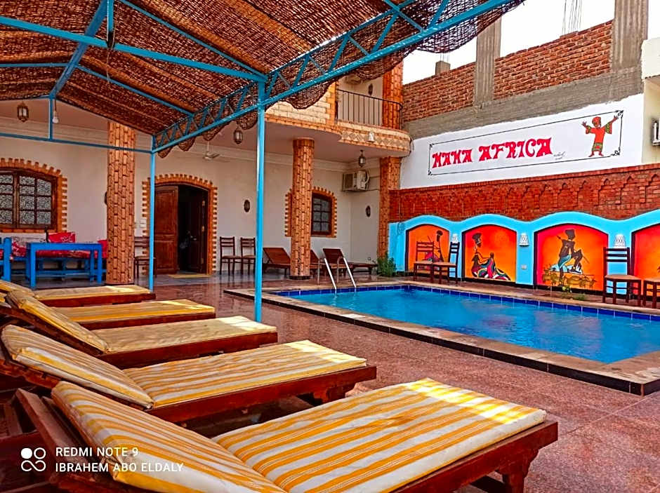 Mama Africa Apts & Studios