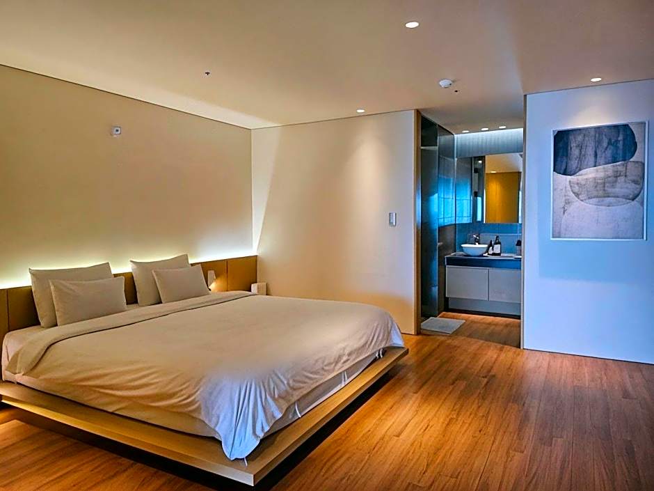 HOTEL SANGSANG & Private Sang Sang Pool Villa