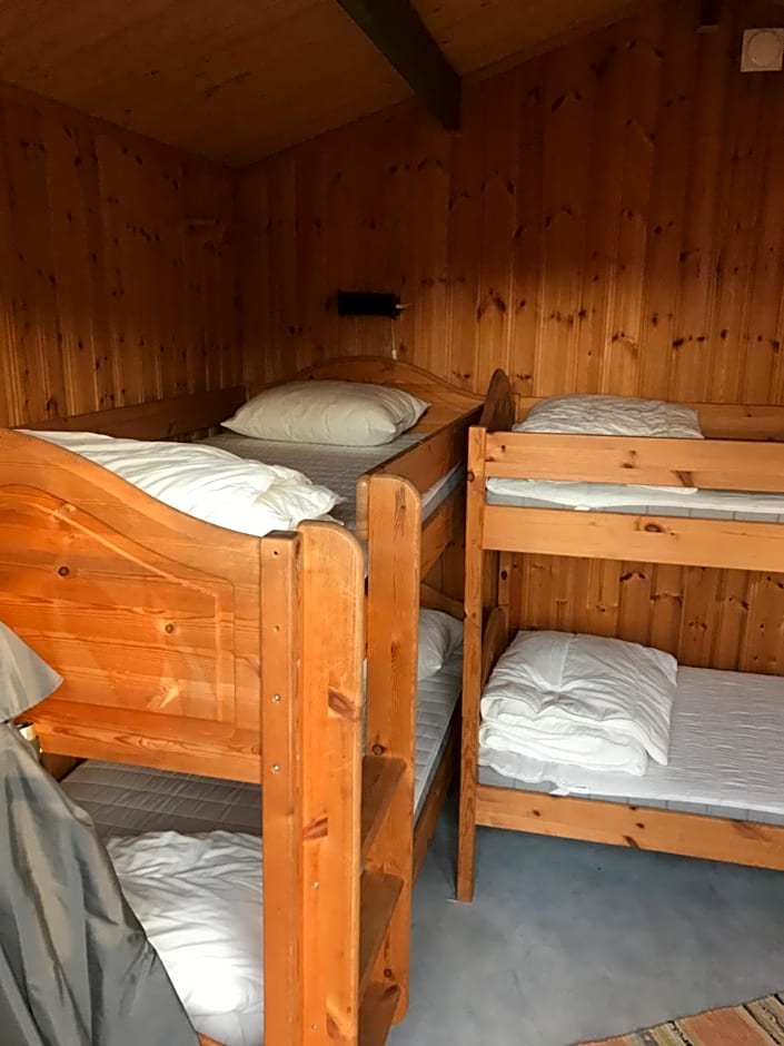 Björsjöås Vildmark - Small camping cabin close to nature