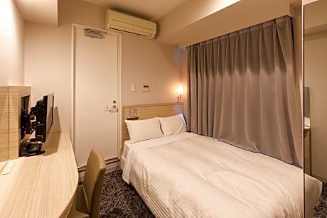 Economy Double Room with Small Double Bed with Shower Booth - Non - Smoking