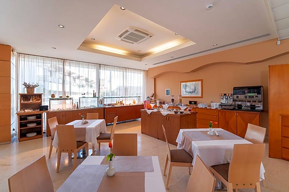 Athineon Hotel
