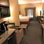 Holiday Inn Express & Suites Fredericksburg