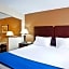 Holiday Inn Express Tuscola