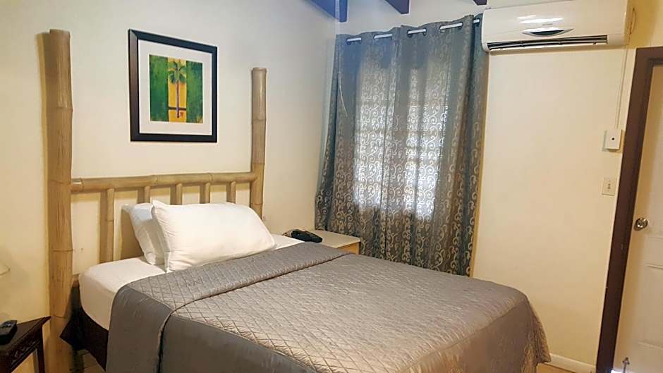 Sunset Gardens Guesthouse