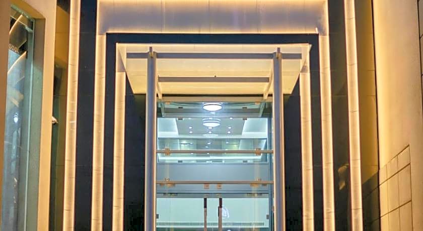 LOUIS V HOTEL LEBANON