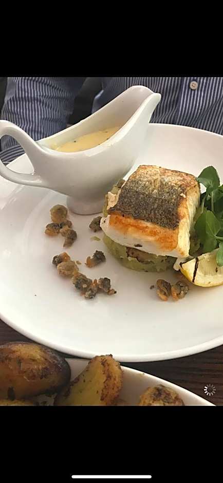 The Masons Arms Hotel