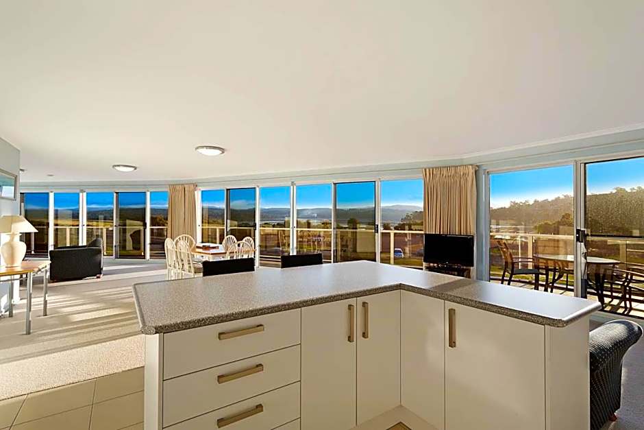 Waterview Luxury Apartments