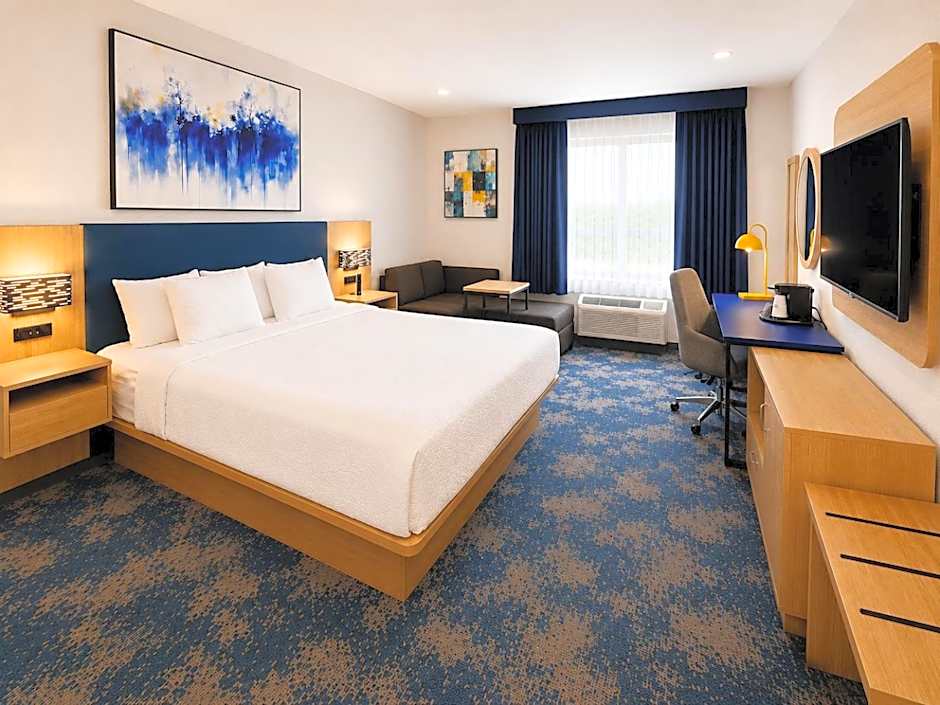 La Quinta Inn & Suites by Wyndham Albuquerque Journal Ctr Nw