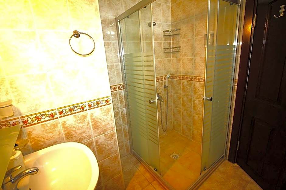 Bonapart Hotel