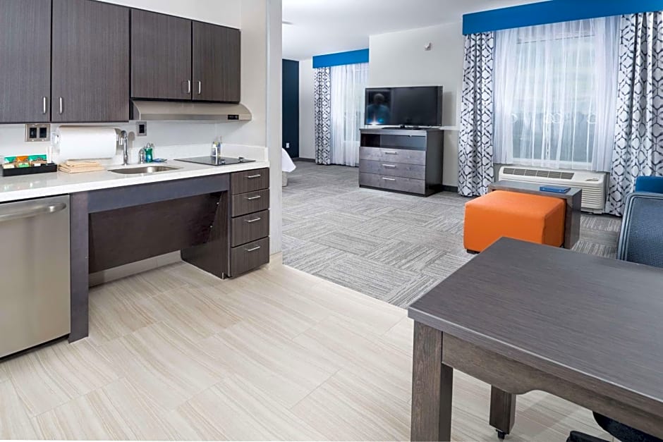 Homewood Suites by Hilton Tulsa/Catoosa, OK