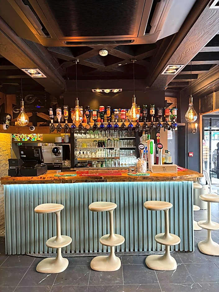 Peace and Love Hostel