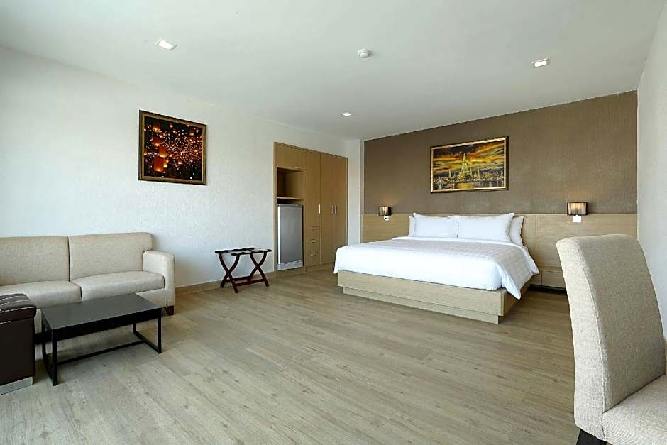 Adelphi Pattaya Hotel