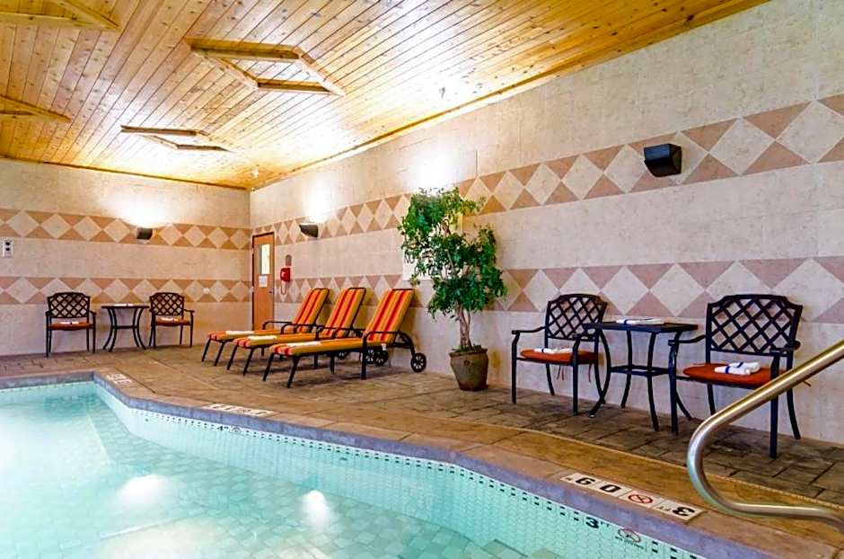 Comfort Suites Salina South