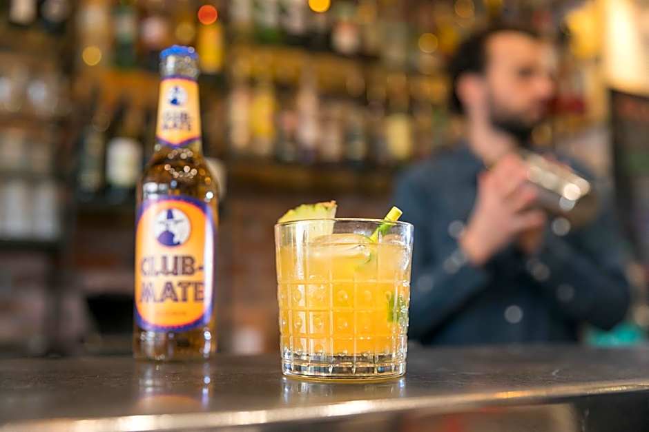 Hotel The Playce by Happyculture