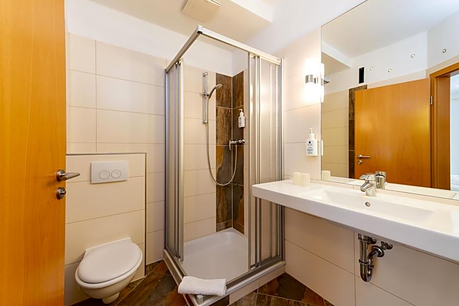 Hotel Bördehof, direkt an der A2 & A14, Restaurant, Tagung, individuell