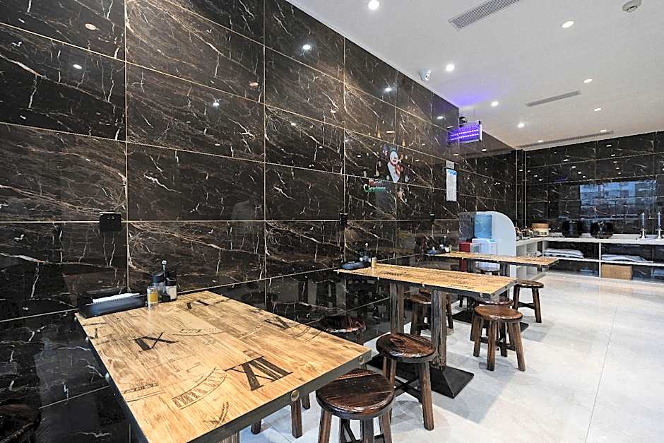 ZMAX Hotel Guangzhou Tianhe Sports Center East Metro Station