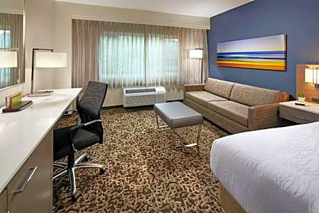 King Room with Sofa Bed