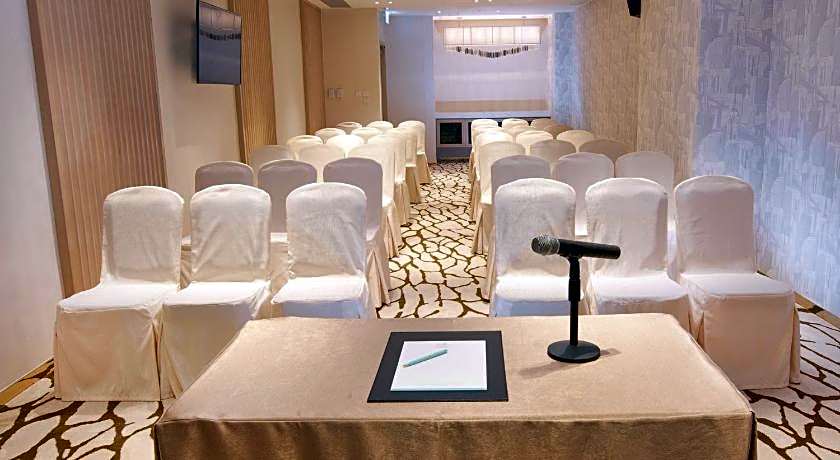 Dorsett Tsuen Wan Hong Kong