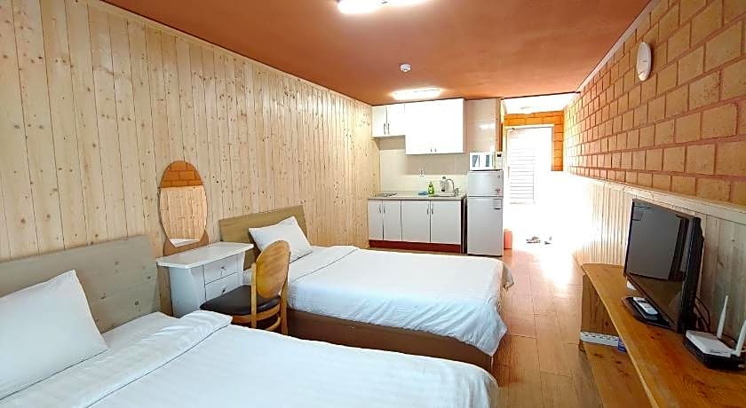 Jeju Hani Baram Pension
