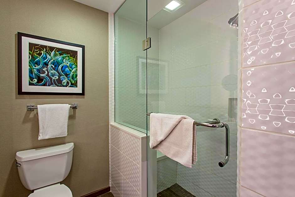 Holiday Inn Express Hollywood Walk of Fame By IHG