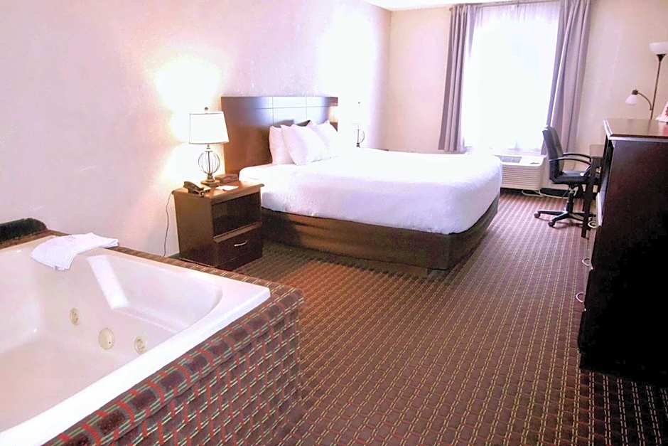 Ramada by Wyndham Tell City