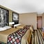 Super 8 by Wyndham Mt Pleasant