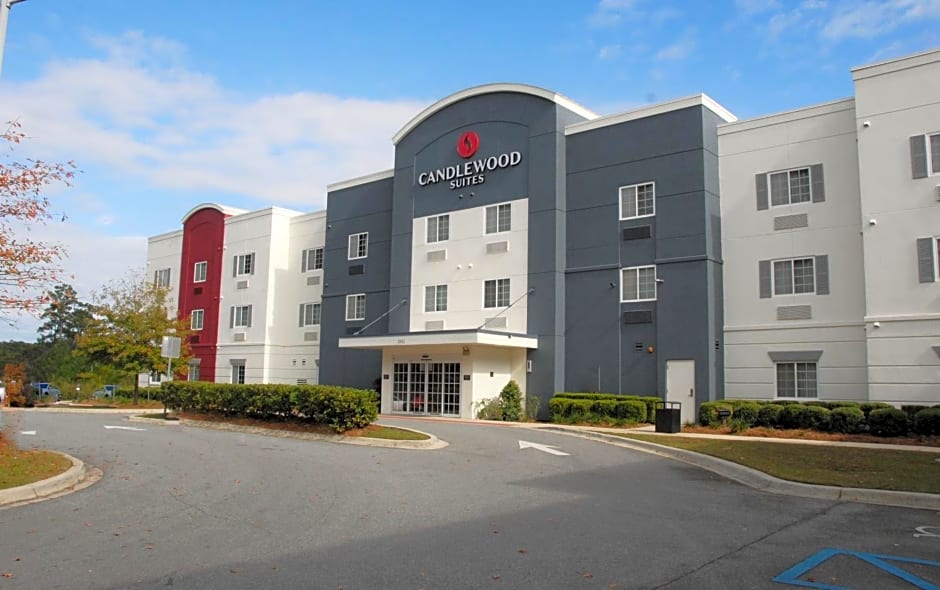 Candlewood Suites Tallahassee, an IHG Hotel