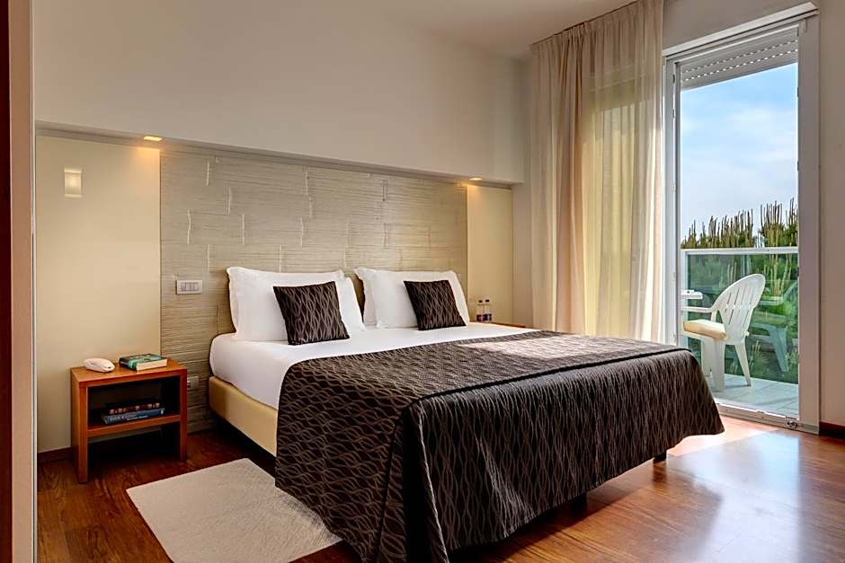 Photo 1 of 4 of Superior 1 Double Bed or 2 Beds, Terrace