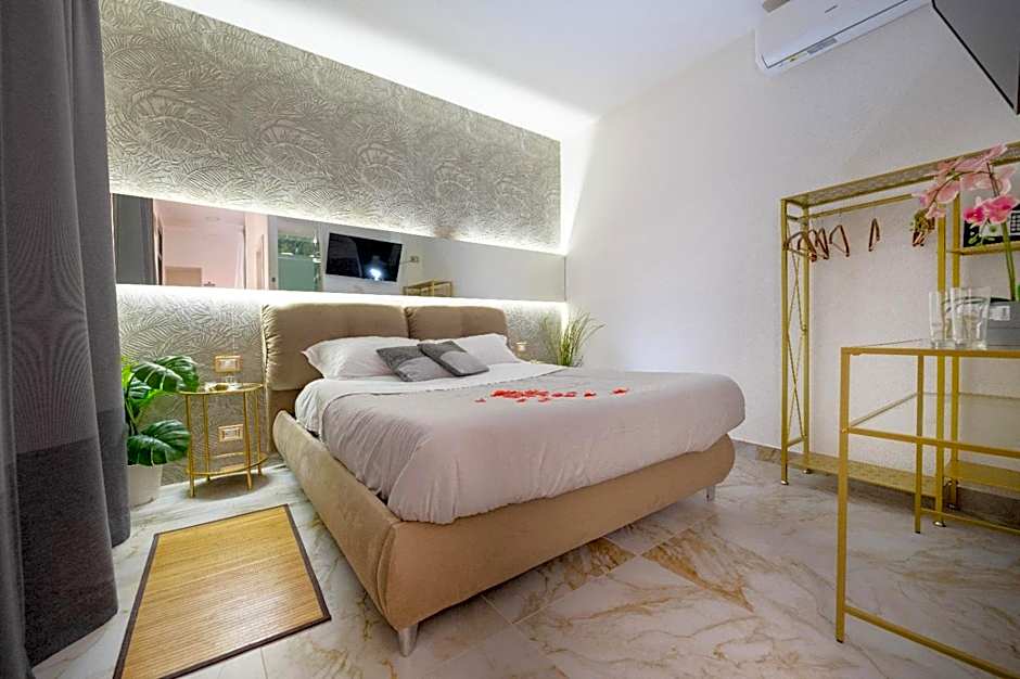 ETNEA 208 LUXURY JACUZZI SUITE Catania