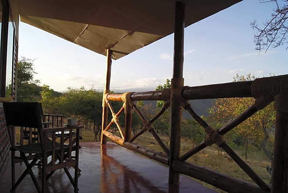 African Sunrise Lodge and Campsite