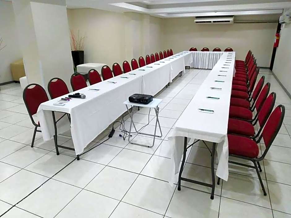 Hotel Golden Park Recife Boa Viagem By Nacional Inn