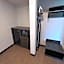 Studio 6 Suites Gardena, CA