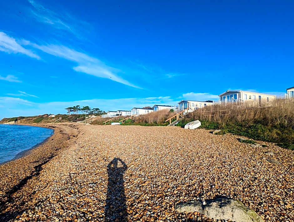 Pemberton Avon pitch 30 Creek Caravan Park dog friendly