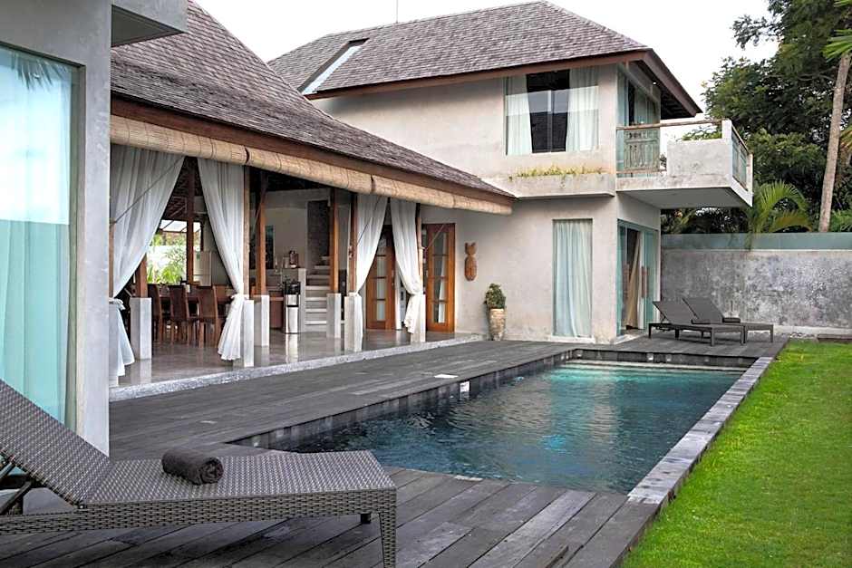 Surflodge Limasan Bali