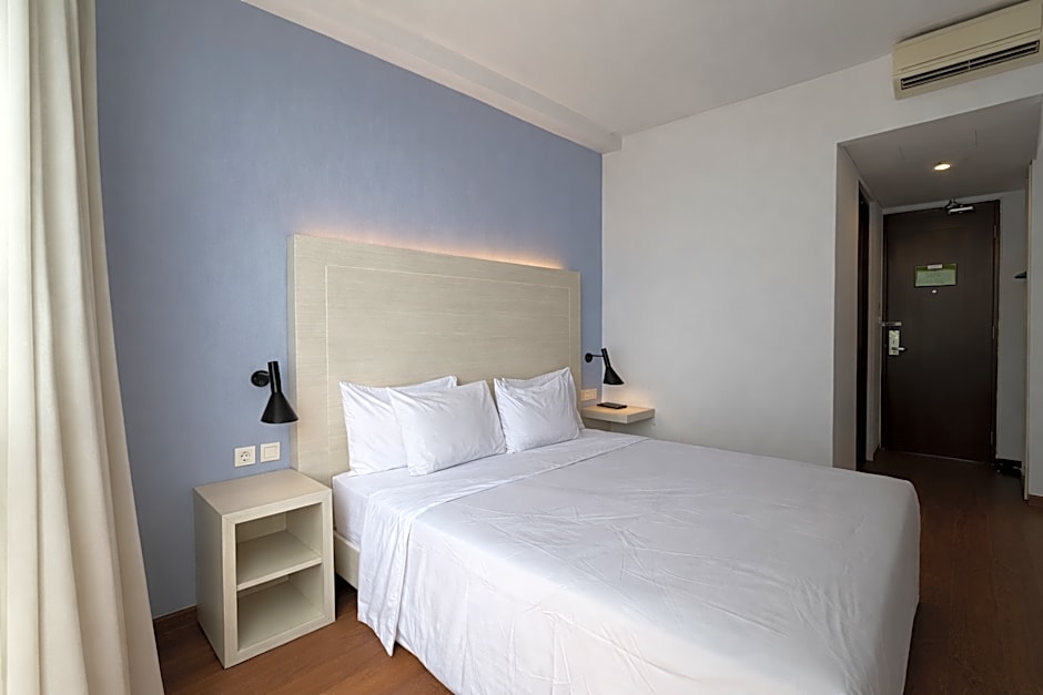 DK Belstar Hotel  Belitung