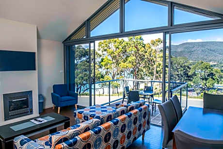 Premium two bedroom spa Apartment