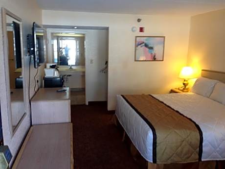 King Room - Non-Smoking