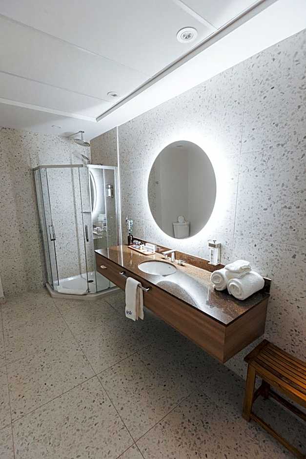 Hotel Royal William, an Ascend Collection Hotel